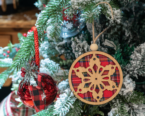 Tartan Disk with Snowflake - Image 2