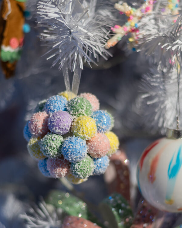 Sugar Dusted PomPom Ball - Image 2